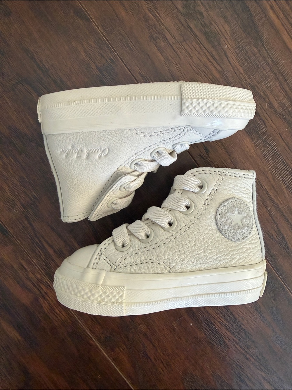 Converse Chuck Taylor Baby Sz High-Top Leather Sneakers: Velcro. Like New!